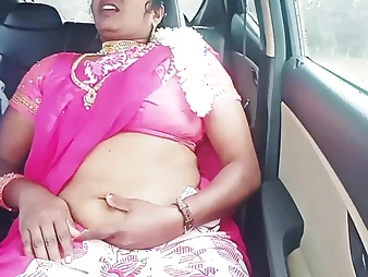 Super-fucking-hot COUGAR in a truck fucky-fucky with her Indian lover