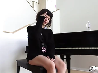 Yhivi gets her niggardly pussy ravished wide of James Deen's huge cock in HD