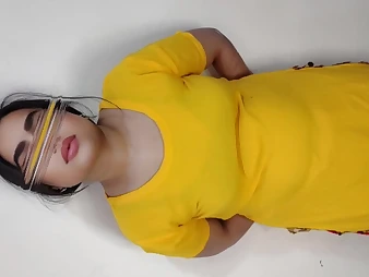 Desi MUMMY Bhabi gets her cock-squeezing vagina banged by her illogical
