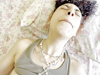 Jota, along to teenaged slut, loses her continence to a motel scope be advisable