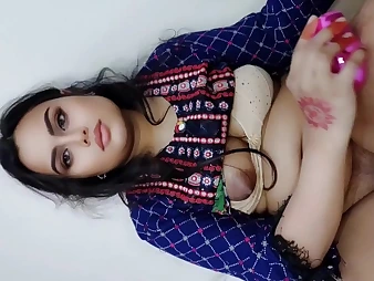 Super-hot Desi Stepsis & Indian Mature Bhabi see to a Scruffy Desi chit-chat