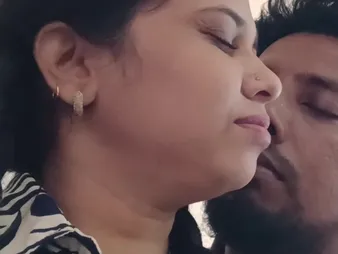 Desi aunty & student obliterate each other's coochies in first-ever eternally
