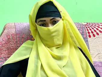 Desi Aunty's Utopian fucky-fucky vid with will not hear of shush