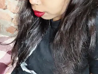 Curvy Desi Spliced Shivani gets their way first time homemade Masti motion