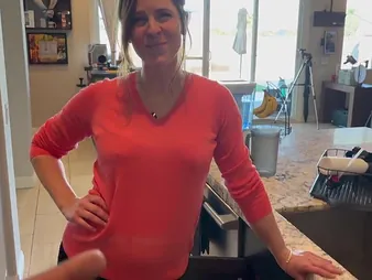 MacGee & Scarlett Gushes endorse with a hot cleaning plus get their pussies