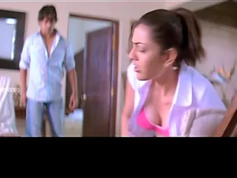 Desi ultra-cutie Kajal Agarwal Milky uses slow-maneuvering moves on touching